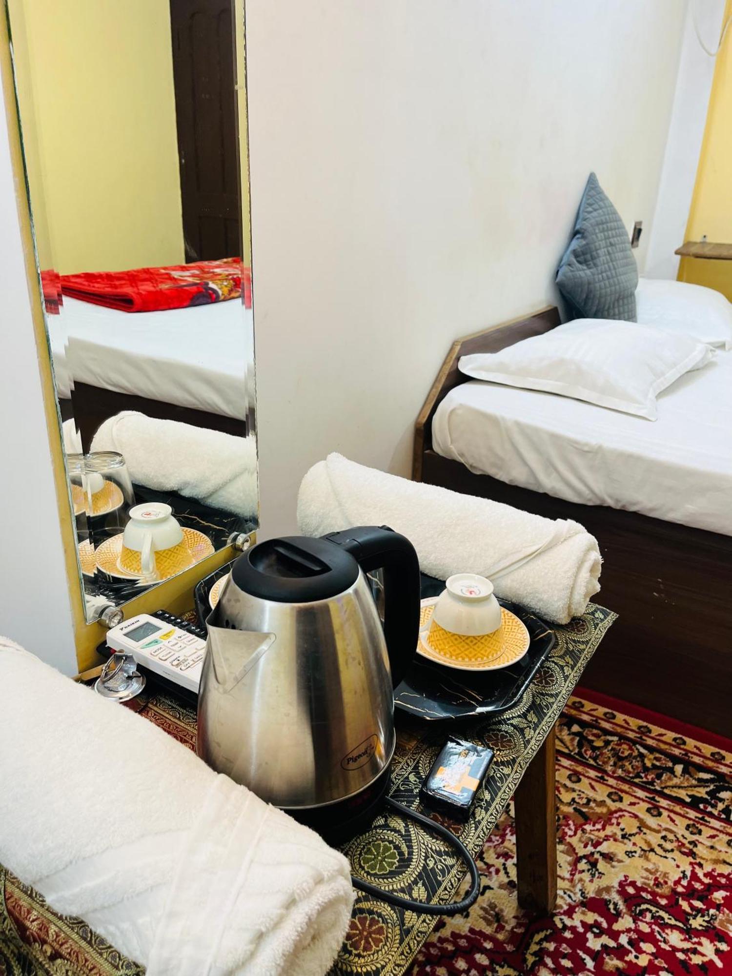 Ganga Guest House Варанаси Екстериор снимка